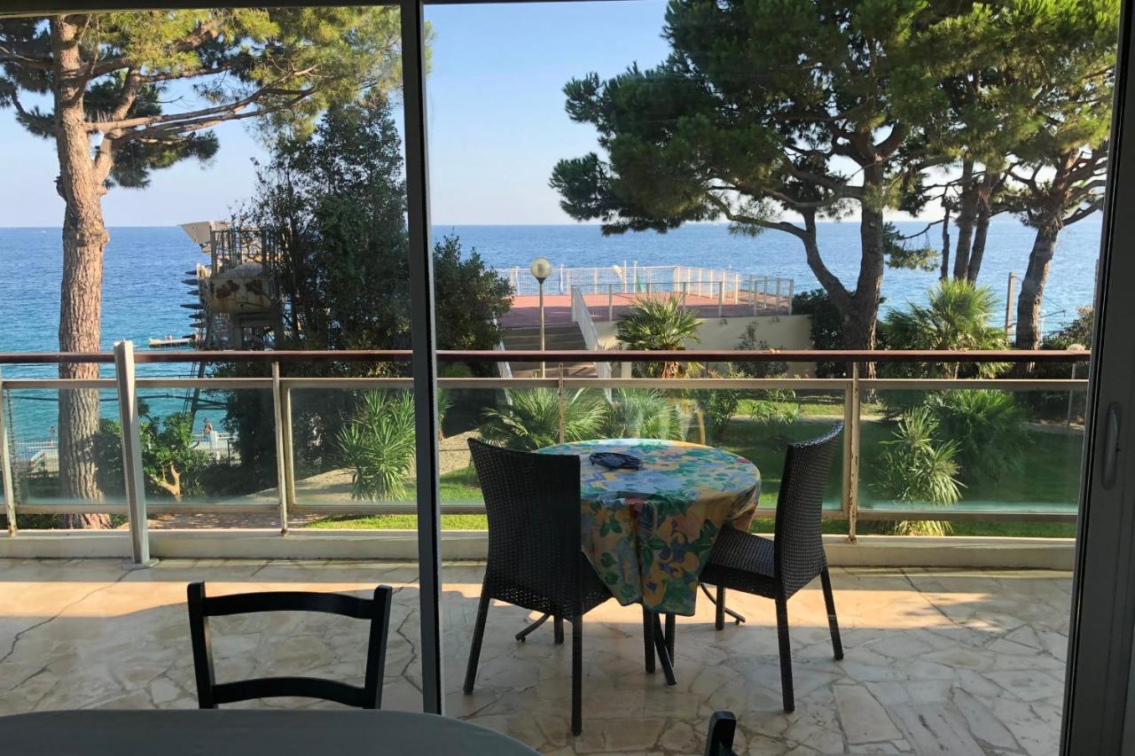 Appartement Guestready - Airy Studio With Ocean View à Cannes Extérieur photo